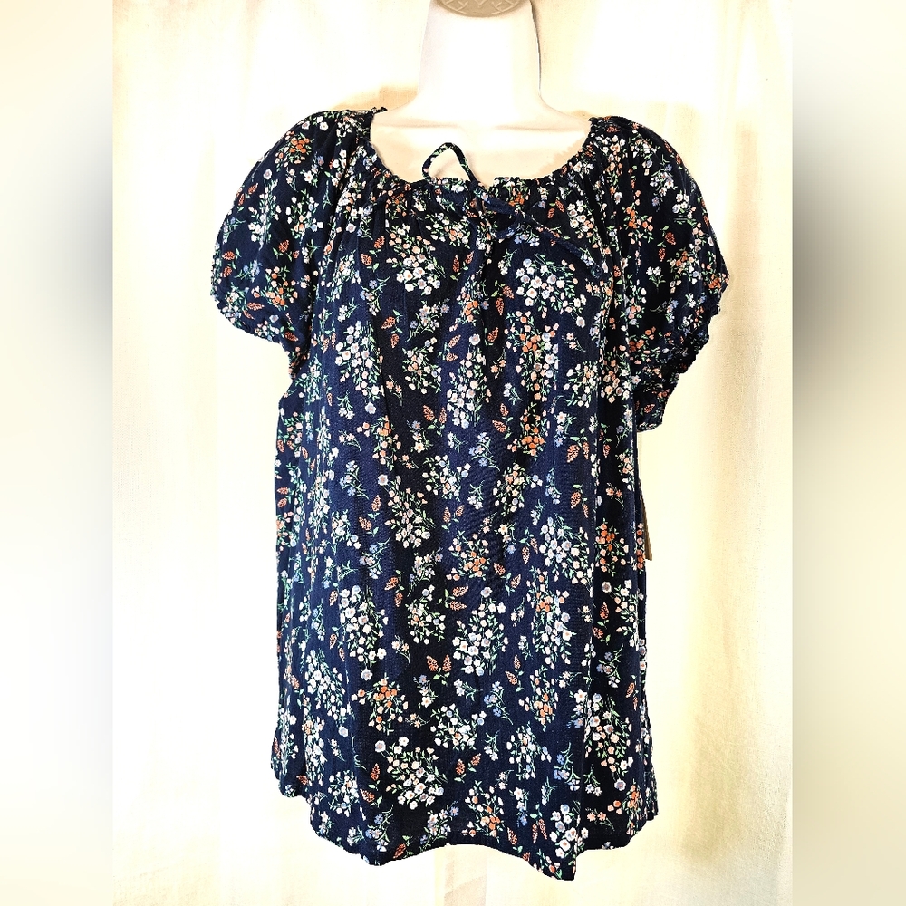 2/$20 Nwt St John's Bay PXL Floral Top
